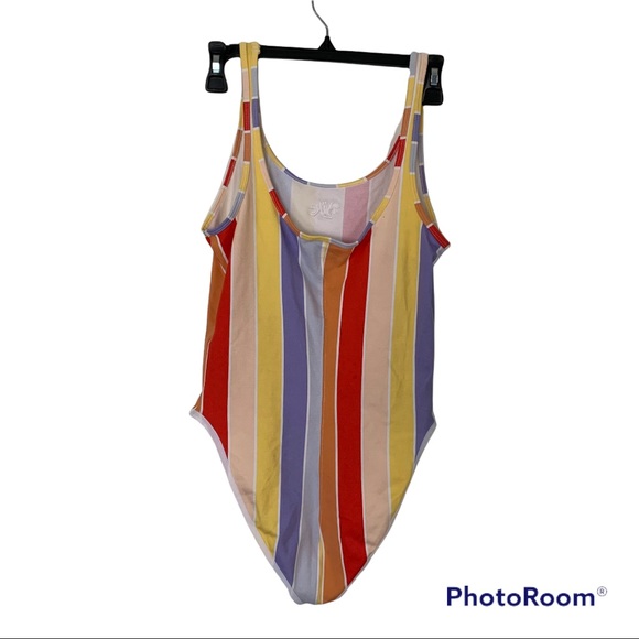 Nike Reto Rainbow Bodysuit Size Small - Picture 4 of 6